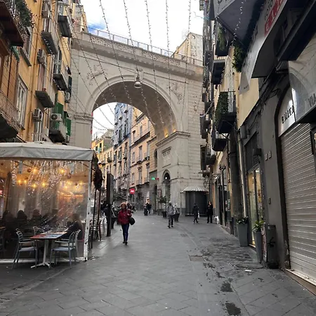 La bella vita a Chiaia-3